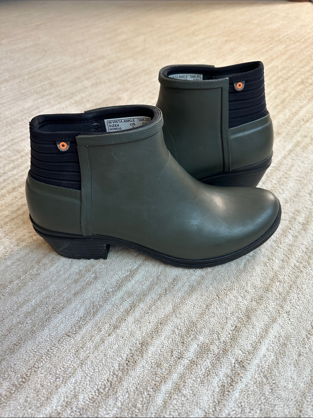 Bogs Women's Vista Ankle Waterproof Boot Olive Size 7
